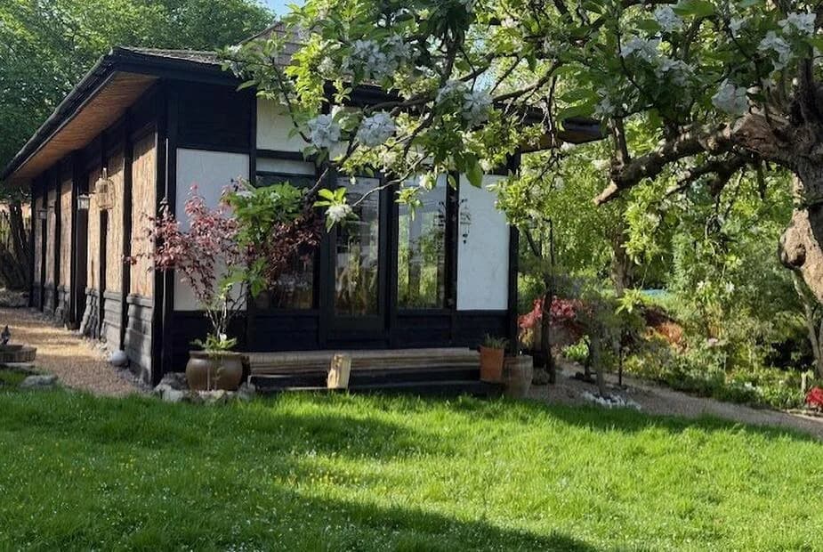 1 Bed Cottage in South Green