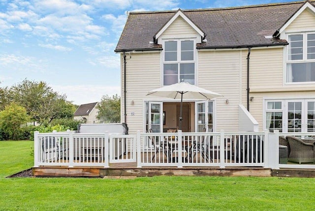 Log Cabin with Hot Tub in Gloucestershire
